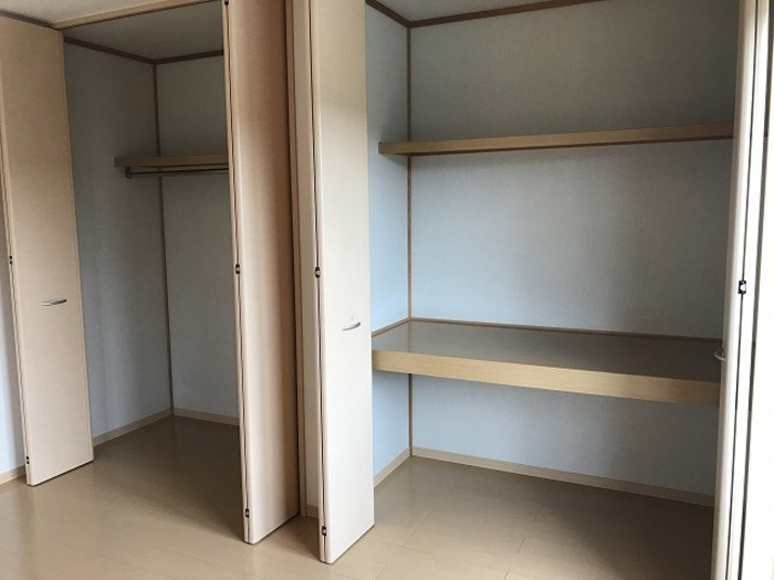 リビングタウンみのり台　Bの収納