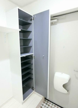 【玄関】 | ハーミットクラブハウス根岸Ⅳ