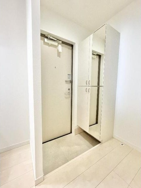 アルバーノ北山(アルバーノキタヤマ)の玄関