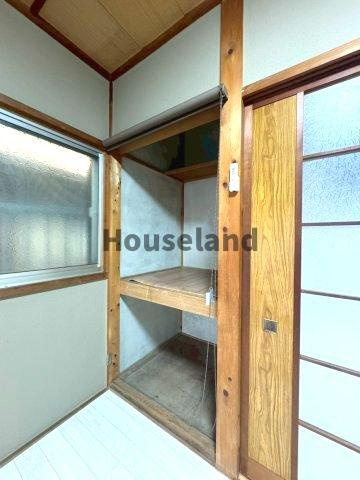 新生町戸建の収納