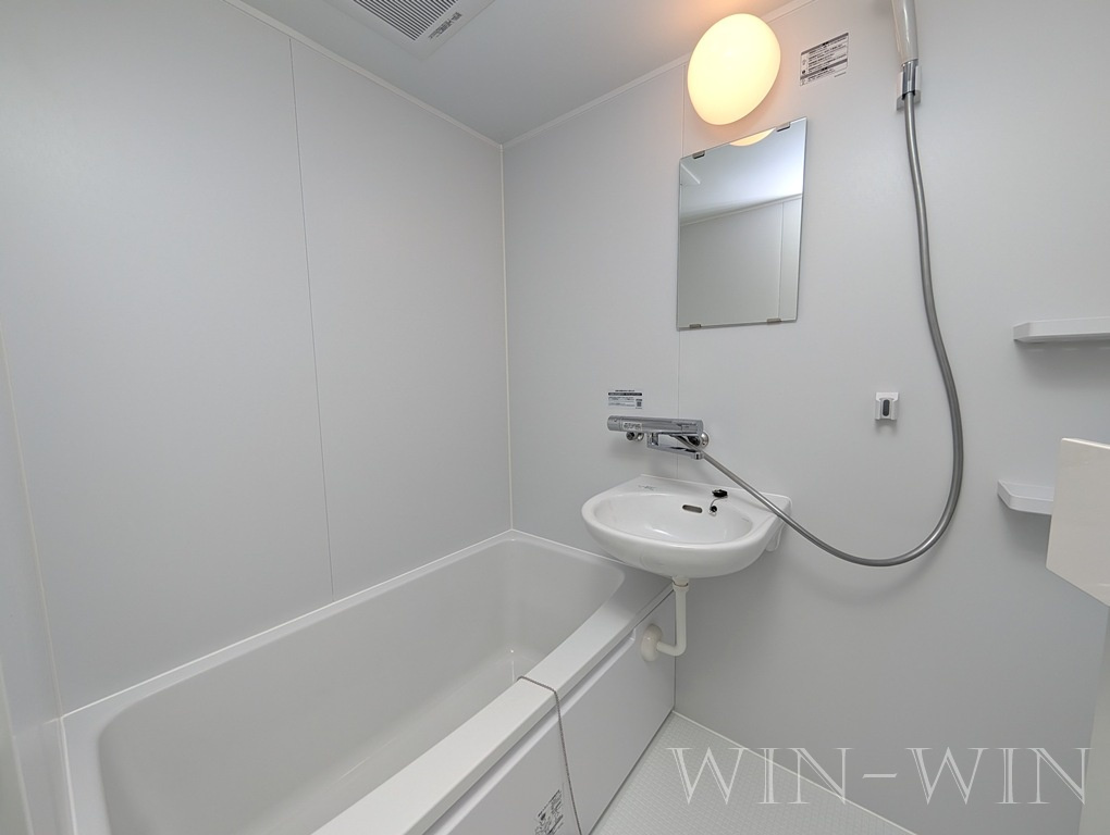 西小田原町マンションの浴室