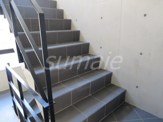 NOZOMIO赤羽のその他共用部分|建物内階段です☆