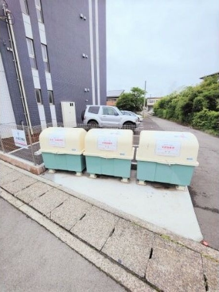 チェスターコートの設備