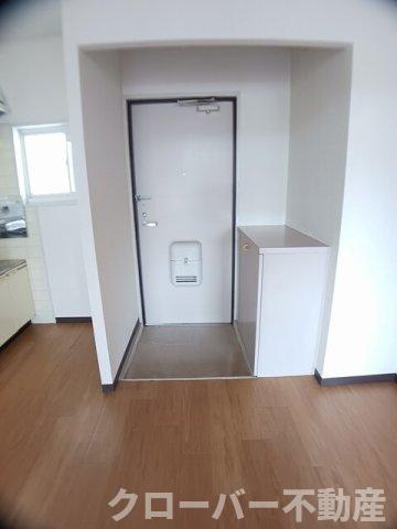 エルディム西本Ａの玄関