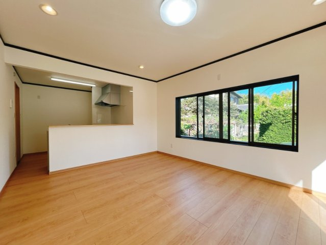 売中古戸建　富士宮市羽鮒の居間・リビング