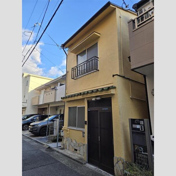 大内通1丁目貸家のエントランス