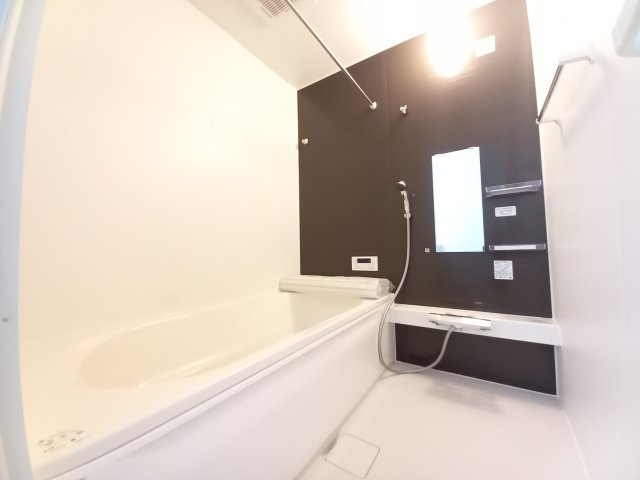 水戸市元吉田町　４期の浴室|足が伸ばせる浴槽で、一日の疲れを癒してください～！リラックスタイムを～（同施工物件）