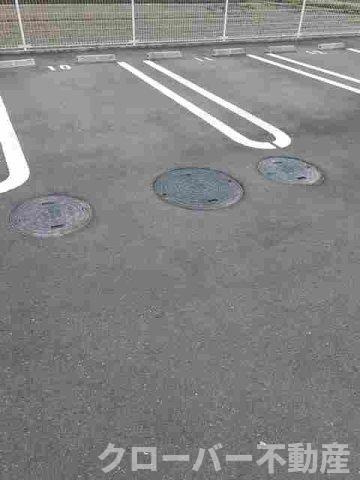 カーサ　ＨＡＭＡＤＡ　Ⅱの駐車場