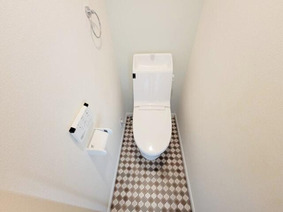 【トイレ】 | ヒルズ反町Ｂ棟 | ウォシュレット付きトイレ