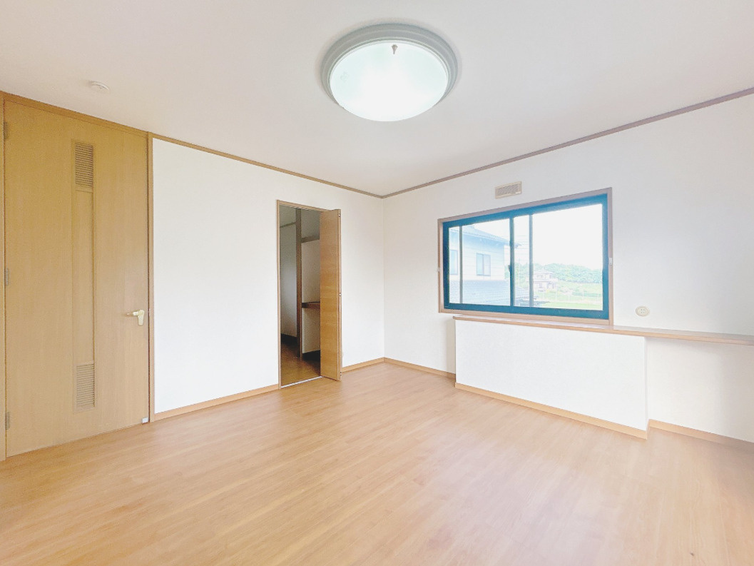 売中古戸建　富士市船津の洋室