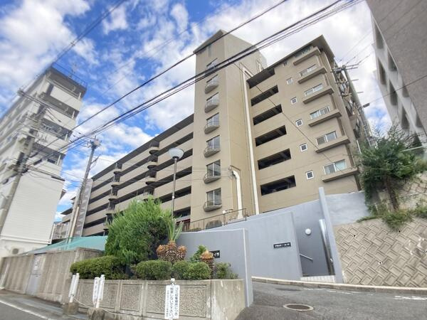 千里山サニーハイツの外観|おしゃれな外観です
