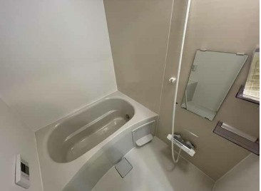 【浴室】 | Dolce | 追い焚き機能、浴室乾燥機付きバス。