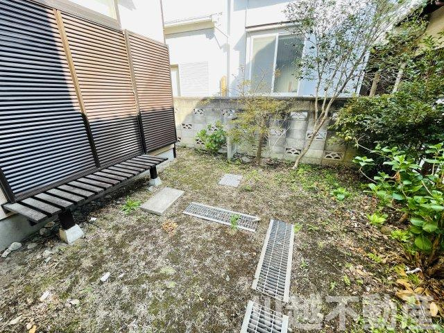 駐車場１台可能、庭付き、閑静な住宅地の庭|物件の詳細についてもお気軽にお電話ください