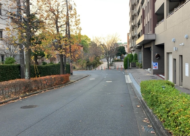 【展望】 | ダイヤモンドライフ森の里 | 景色重視でお家選ぶをするとスーパーが遠い！学校が遠い！など生活をするうえで利便性で困ることもあります。まず一度現地を見学する際に、周辺の施設などがあるかを確認し、暮らし始めた後のことを想像しましょう。