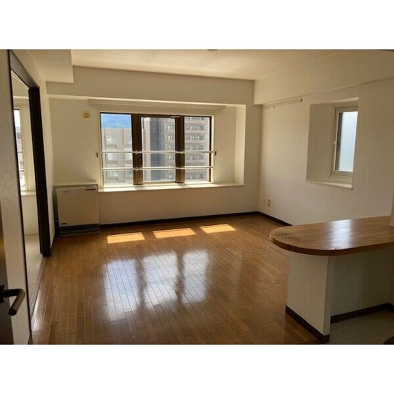 【居間・リビング】 | ダイアパレス大通第2