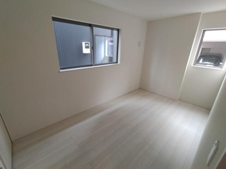 【内装】 | カワグチシヤナギサキダイ１キ