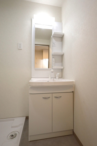 MEER（ミーア）の洗面所|ゆったりとスペースのある洗面所