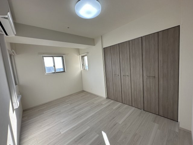 プレサンスロジェ岐阜ザ・クラス【12階】の洋室|約6.4帖