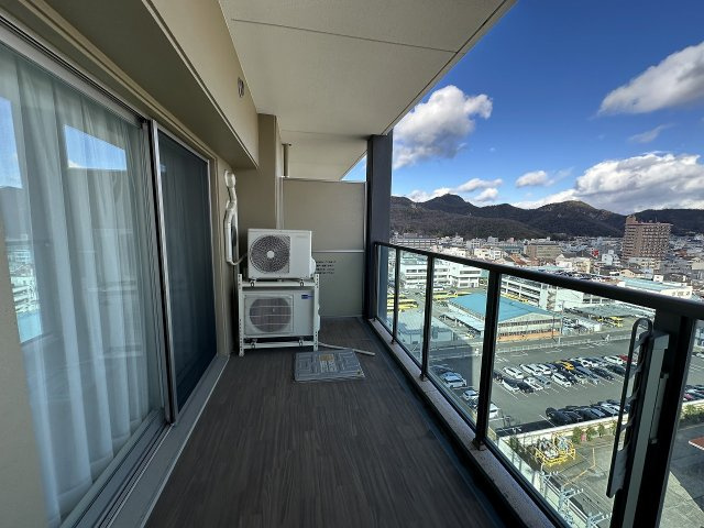 プレサンスロジェ岐阜ザ・クラス【12階】のバルコニー