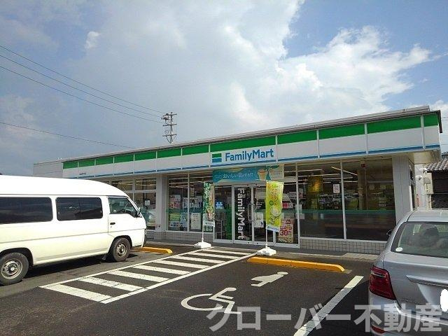 ファイン・パラッツオＡの周辺|ファミリーマート坂出府中店まで1200m
