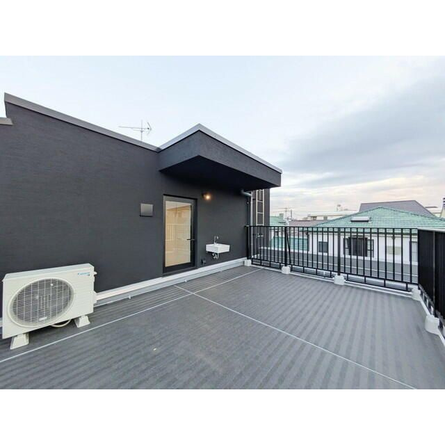 ルネサンスコート目黒南のバルコニー