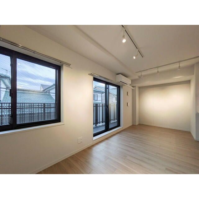 ルネサンスコート目黒南の居間・リビング