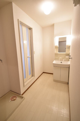 【独立洗面台】 | ガーデンプレイス B棟 | 洗面室