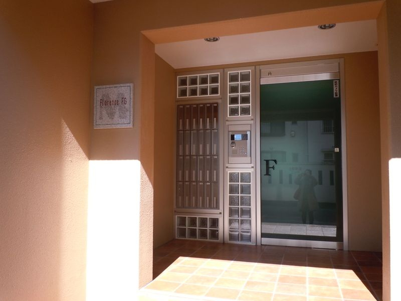 フローレンスＦＧのエントランス