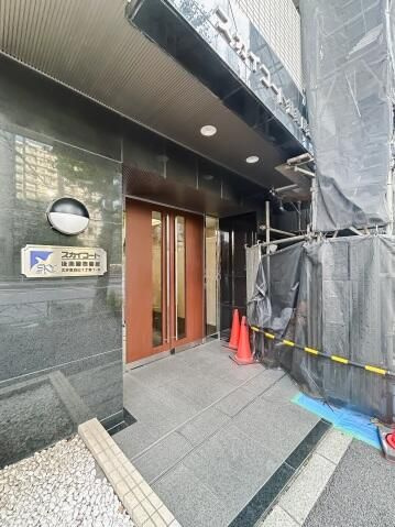スカイコート後楽園壱番館のエントランス