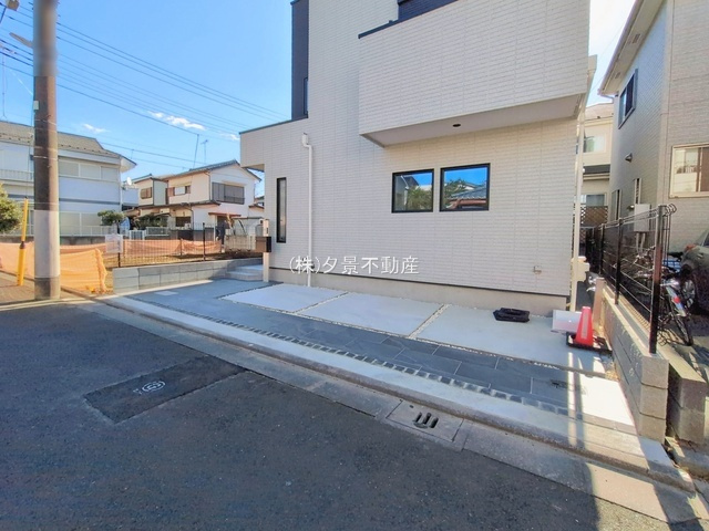 《仲介手数料無料》練馬区東大泉７丁目11-11新築一戸建てRESORT HOUSE