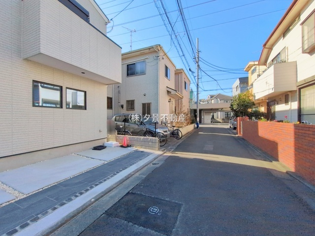 《仲介手数料無料》練馬区東大泉７丁目11-11新築一戸建てRESORT HOUSE