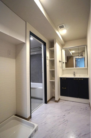 【独立洗面台】 | ヴェルアージュ湘南台 | 独立洗面化粧台が付いています