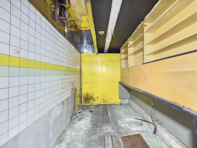 ゴールデンパークの内装