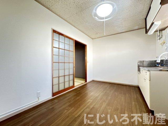 コーポ荒木の居間・リビング
