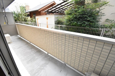 【バルコニー】 | クラルス | バルコニー