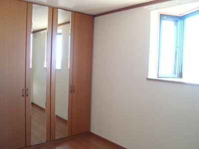 【寝室】 | シュノンソー | 角部屋洋室