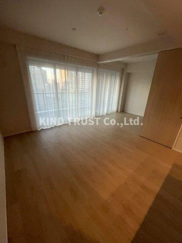 梅田ガーデンレジデンスの居間・リビング|ゆったりとしたリビングです