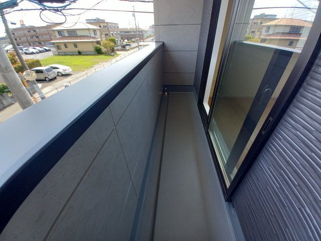 水戸市元吉田町　5期のバルコニー|気持ちの良い風が抜ける、お部屋に面したバルコニーです。（同施工物件）