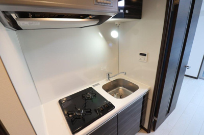 【キッチン】 | GENOVIA 南行徳 skygarden | 参考写真（同物件別部屋）