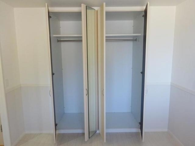 マインヒルズ弐番館の収納|クローゼット