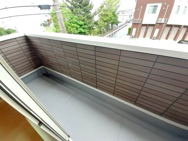 サウス　フォアフロント　Ⅱのバルコニー|バルコニーがあります