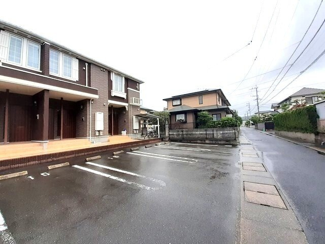 サウス　フォアフロント　Ⅱの駐車場|駐車場に車を止められます