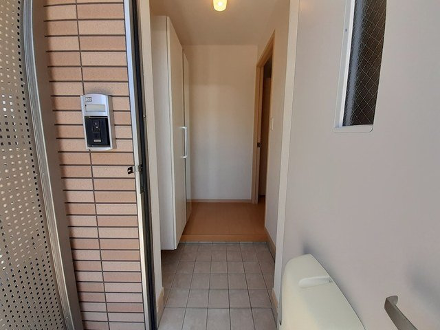 ブリーゼ和多田の玄関|ゆったりとした玄関です