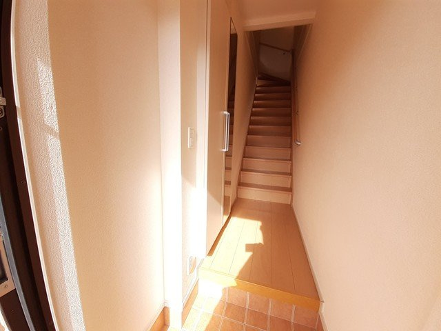 うらら１番館の玄関|玄関です