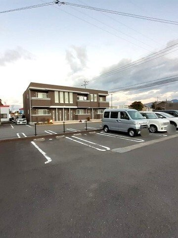 コルソ　プレッソの駐車場|駐車場があります