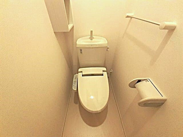 サニー　レジデンスのトイレ|シンプルで使いやすいトイレです