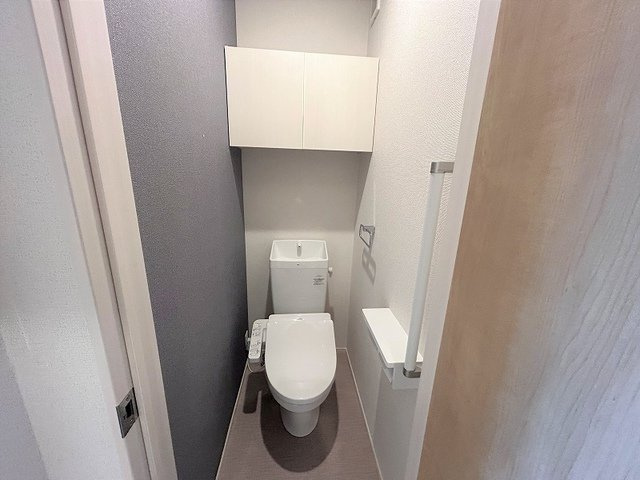 ホーリープレイス唐津　Ⅱのトイレ|ゆったりとした空間のトイレです