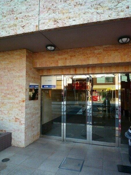 ステージファースト本駒込のエントランス