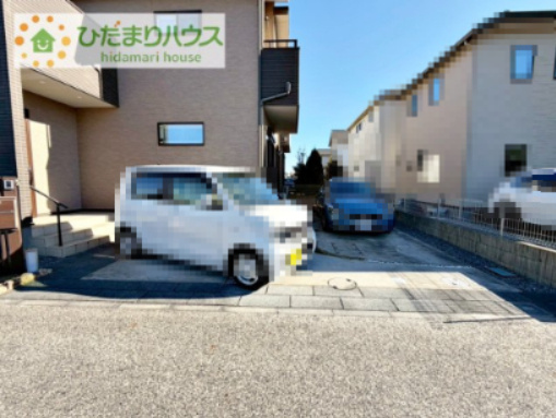 【駐車場】 | 守谷市松並青葉2丁目　中古戸建 | マイホームなら駐車場代がかかりません！しかも、自宅の駐車場で洗車ができます！今までコイン洗車に行っていた手間も省けて、節約にもつながります(^^♪
