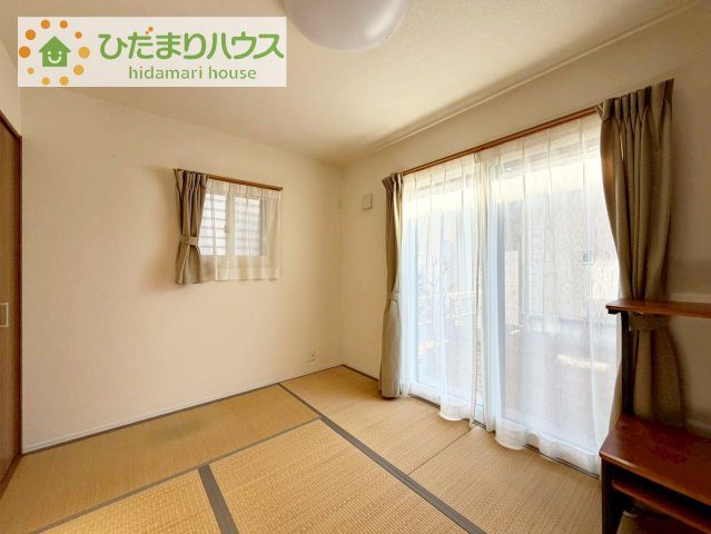 【和室】 | 守谷市松並青葉2丁目　中古戸建 | 小さなお子さまのいる方におすすめ！リビング横の和室でお子様が遊んでる様子も確認できます(^^)/